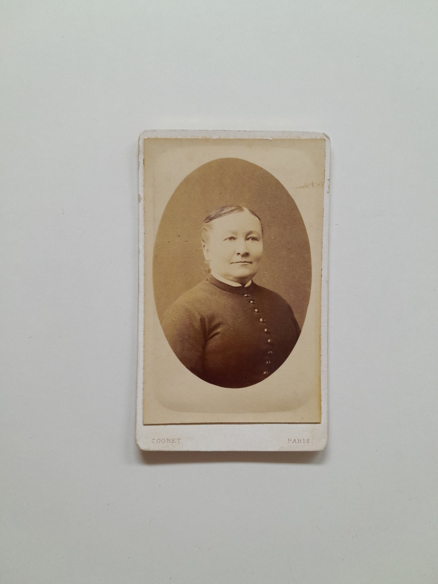 RETRATO DE MUJER (c.1880) - COGNET, PARÍS