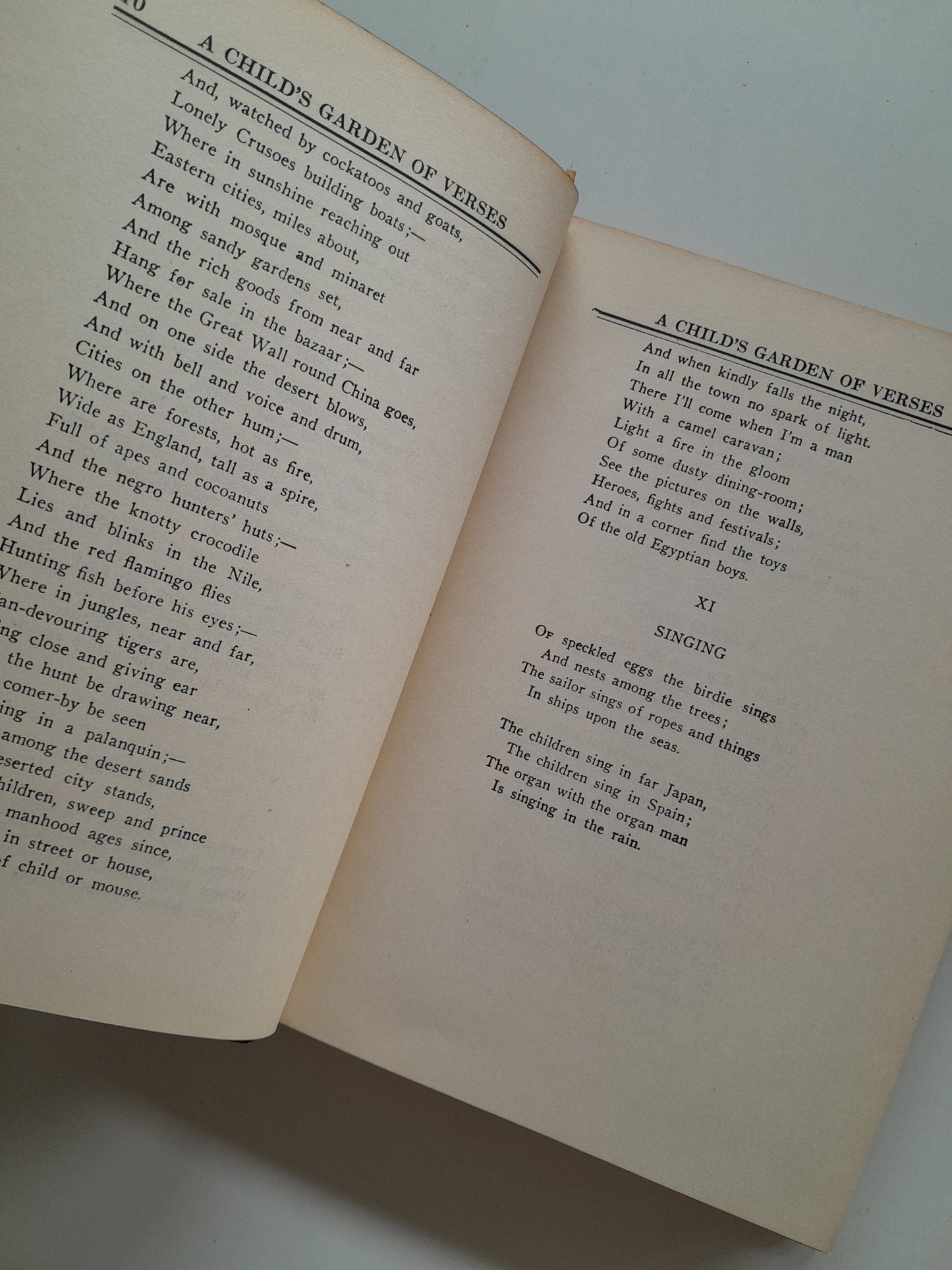 A CHILD'S GARDEN OF VERSES AND OTHER POEMS - ROBERT L. STEVENSON (S.C.P.C., 1930)