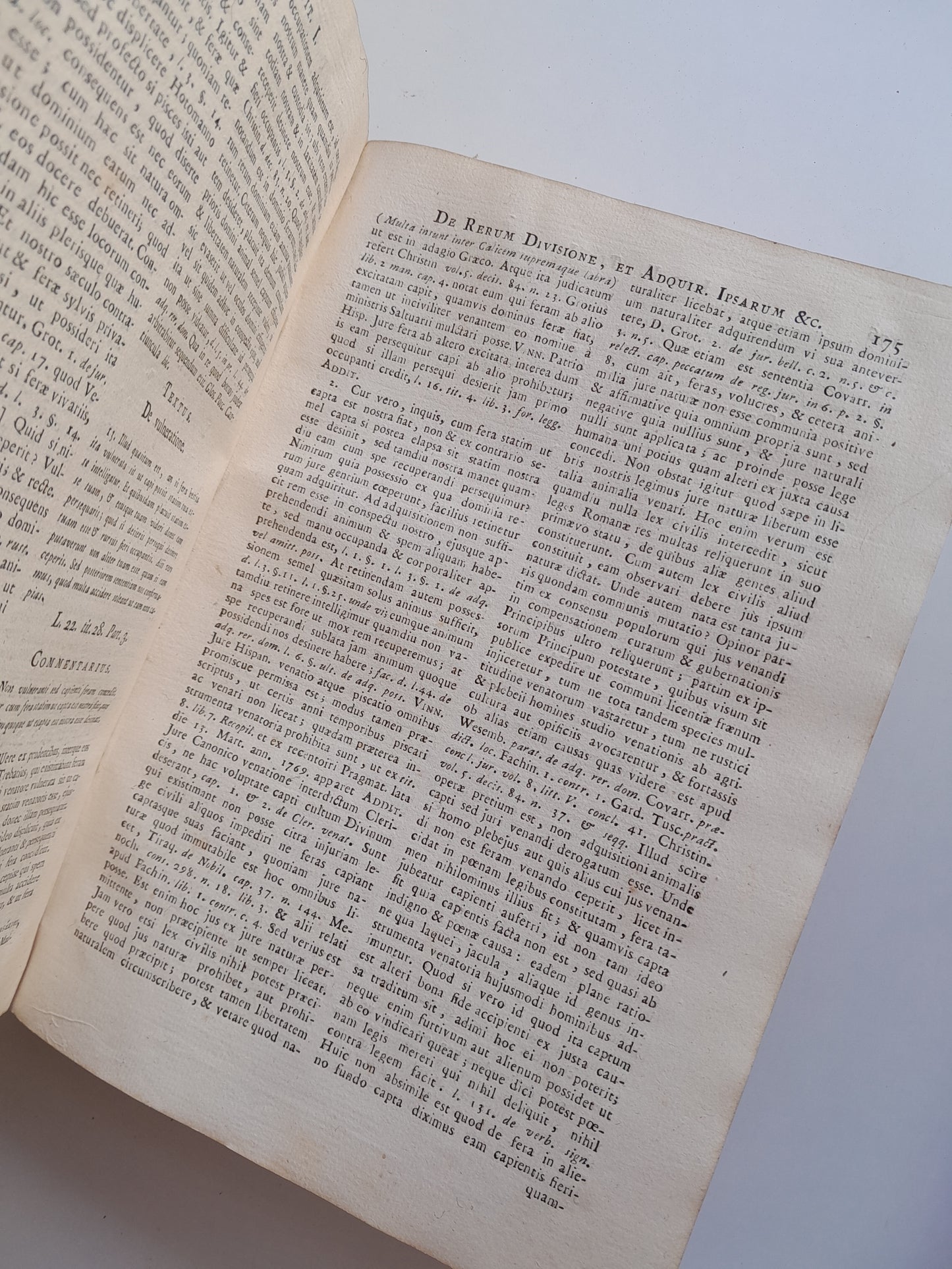 INSTITUTIONUM IMPERIALIUM (COMPLETA 2 TOMOS) - ARNOLDI VINNII I.C. (BENEDICTO MONFORT, 1786)