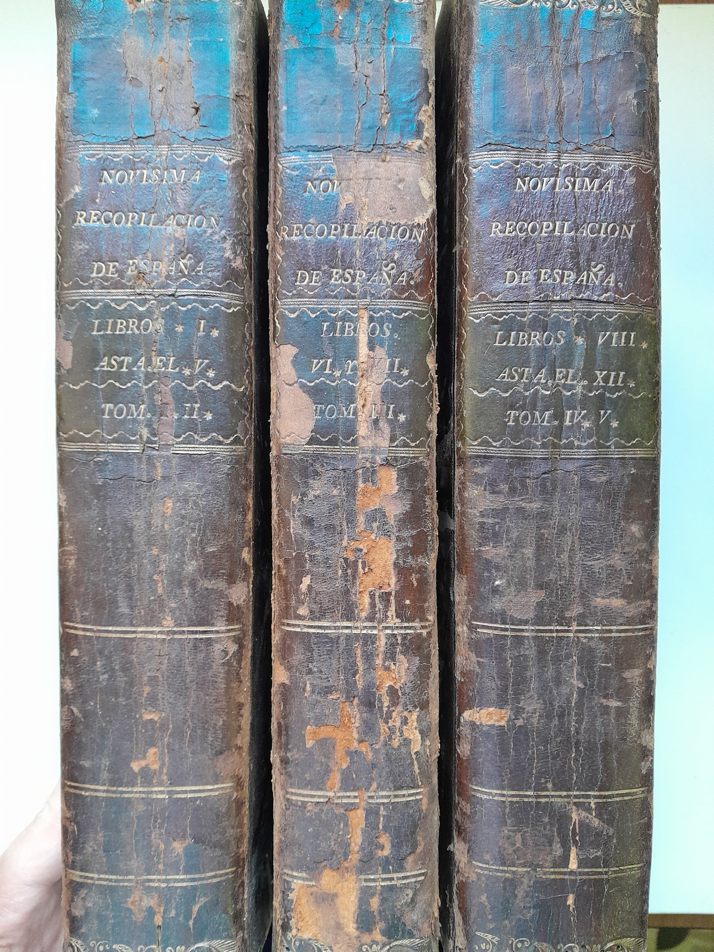 NOVÍSIMA RECOPILACIÓN DE LAS LEYES DE ESPAÑA (COMPLETA 3 TOMOS) - (1805)