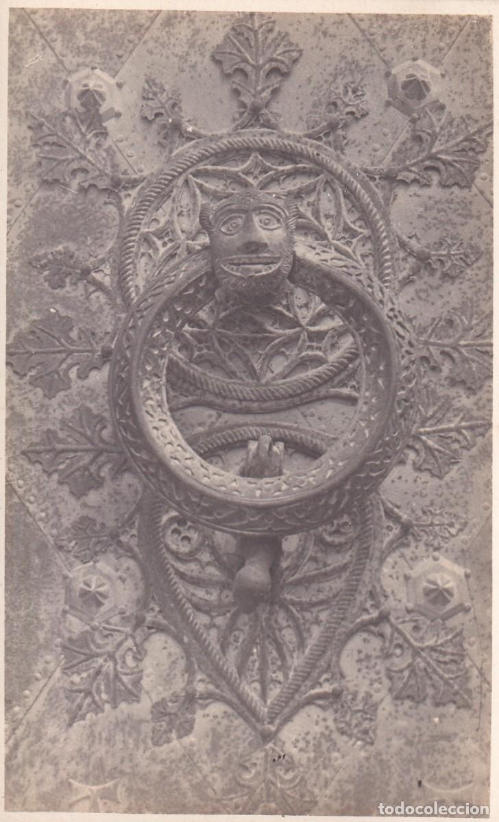 TARRAGONA - CATEDRAL. ALDABA DE LA PUERTA