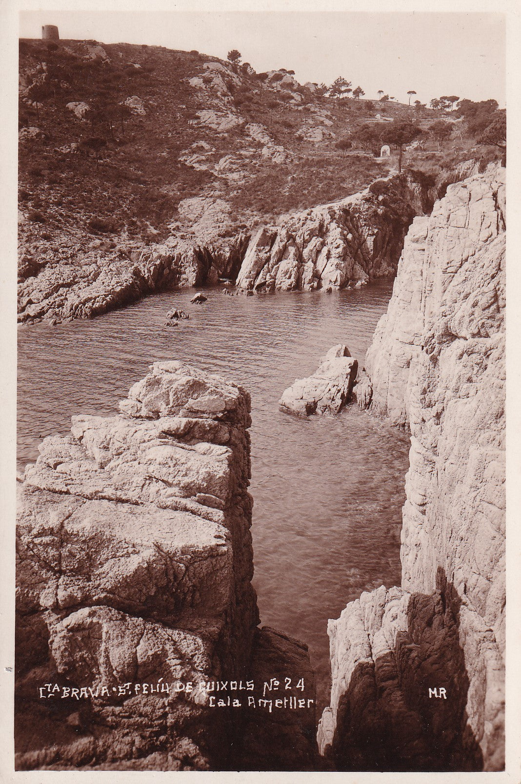 SANT FELIU DE GUÍXOLS - 24. CALA AMETLLER