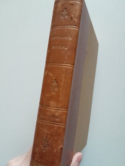 ELEMENTOS DE HISTOLOGÍA NORMAL Y DE TÉCNICA MICROGRÁFICA - SANTIAGO RAMÓN Y CAJAL (TIP.ARTÍSTICA 1926)