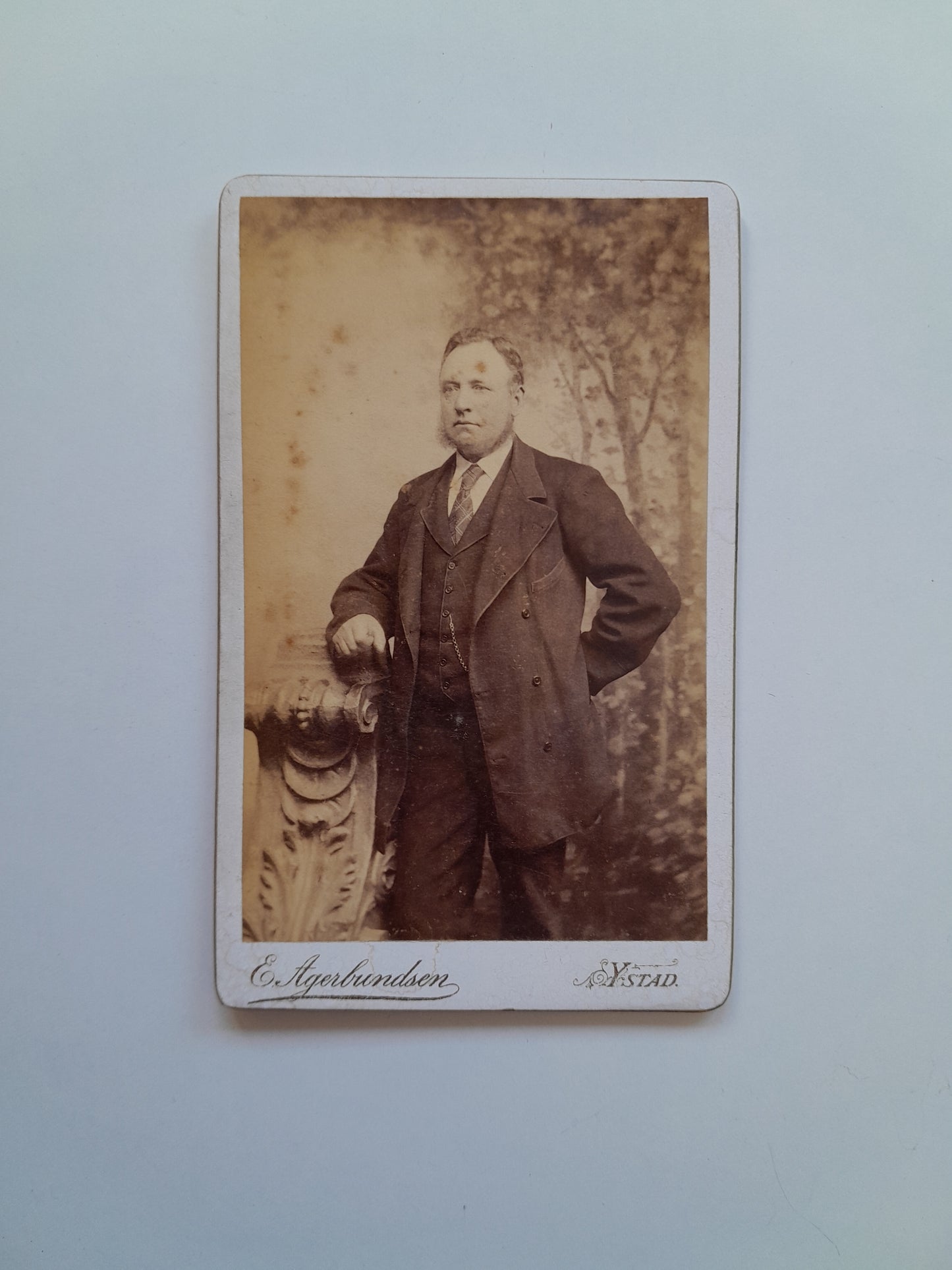 RETRATO DE HOMBRE (c.1890)