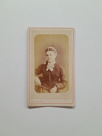 RETRATO DE MUJER (c.1880) - ANTONIO, BORDEAUX