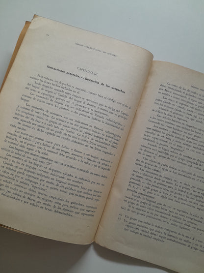 CÓDIGO INTERNACIONAL DE SEÑALES. DESCRIPCIÓN Y MANEJO (1950)