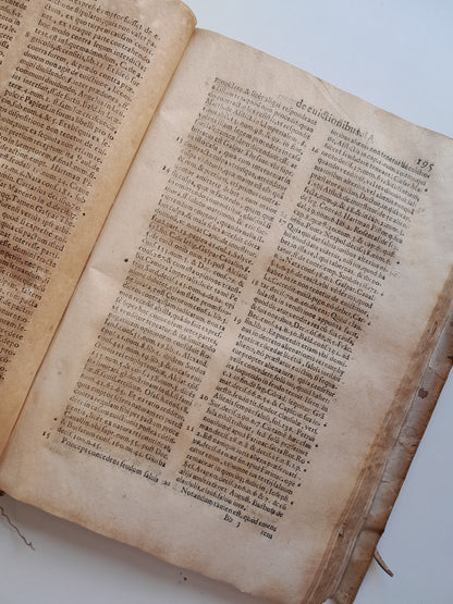 TRACTATUS DE EVICTIONIBUS - ALFONSO DE GUZMÁN (VDA. ILDEFONSO MARTÍN, 1629)