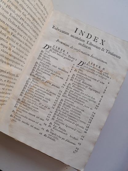 INSTITUTIONUM IMPERIALIUM (COMPLETA 2 TOMOS) - ARNOLDI VINNII I.C. (BENEDICTO MONFORT, 1786)
