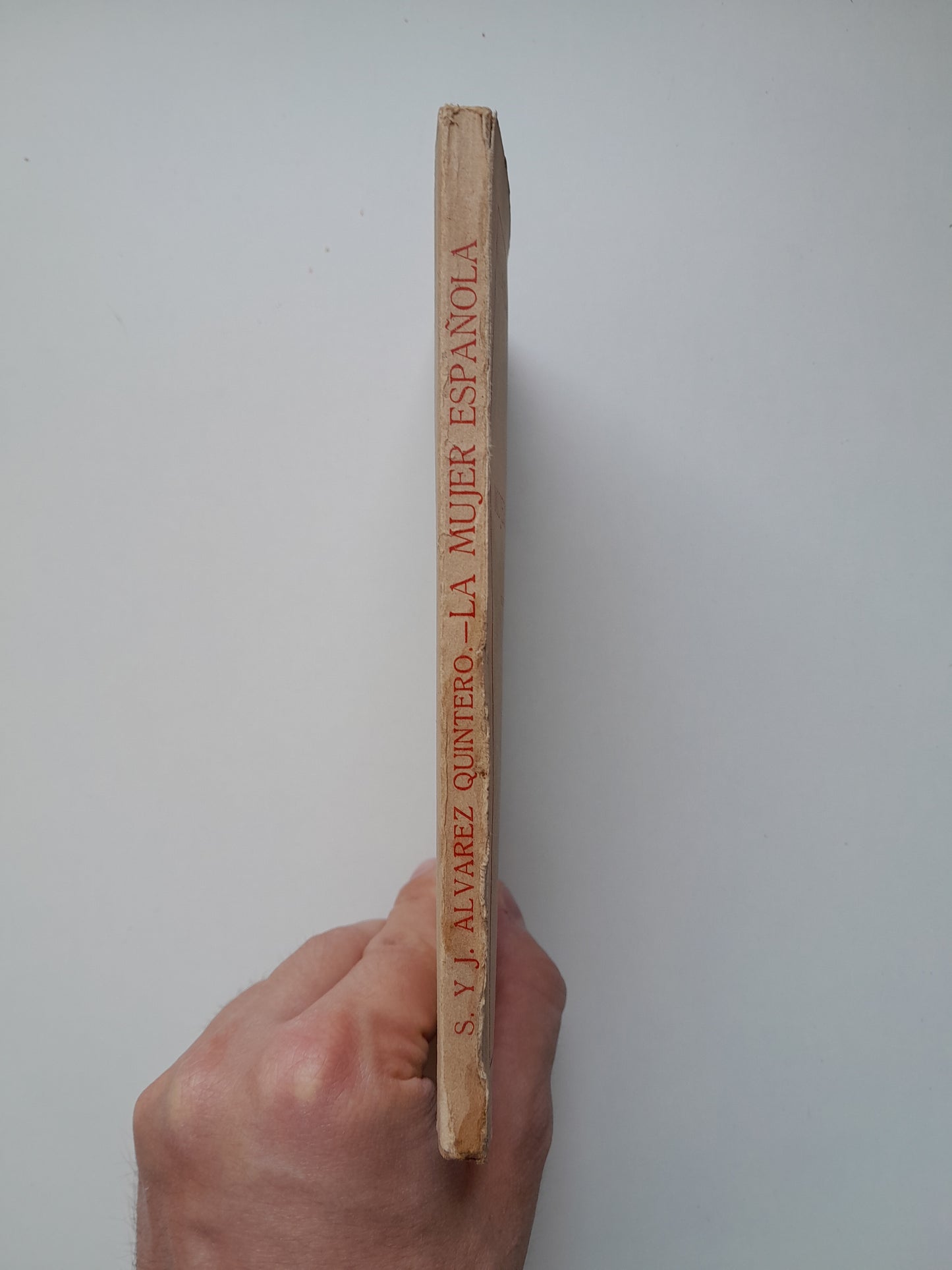 LA MUJER ESPAÑOLA - S. Y J. ÁLVAREZ QUINTERO (BIBLIOTECA HISPANIA, c.1920)