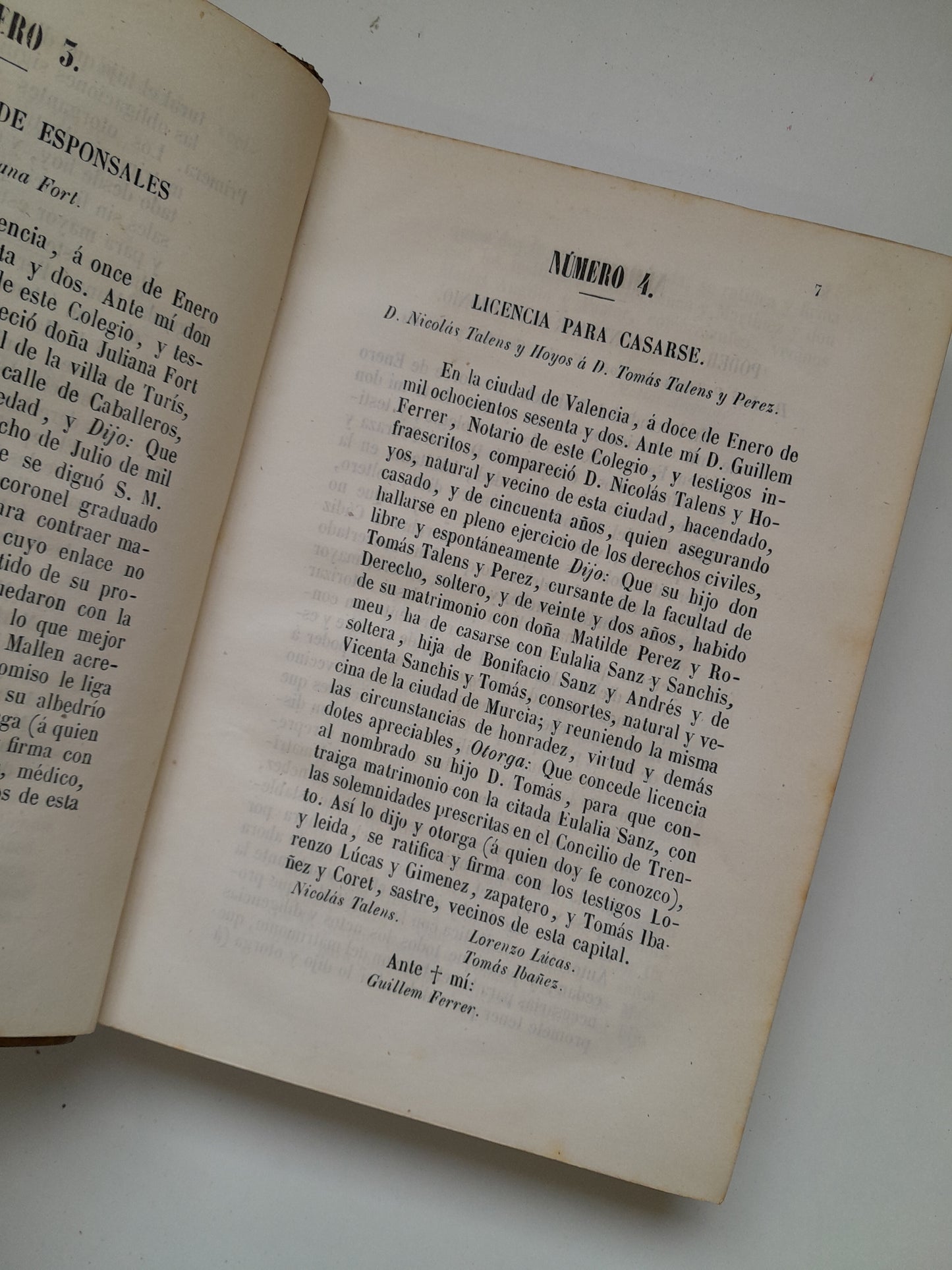 COLECCIÓN DE FORMULARIOS DE ESCRITURAS - COLEGIO DE NOTARIOS DE VALENCIA (EL VALENCIANO, 1862)