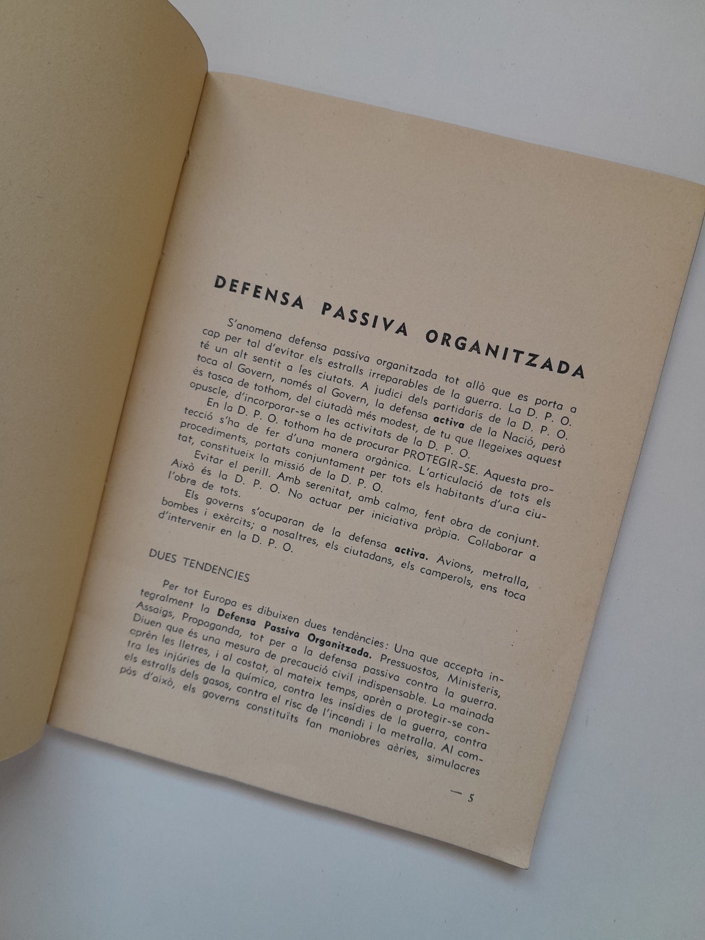CIUTADÀ: QUÈ HAS DE FER DAVANT LA GUERRA AÈRIA? - CONSELL DE SANITAT DE GUERRA (GENCAT, 1937)