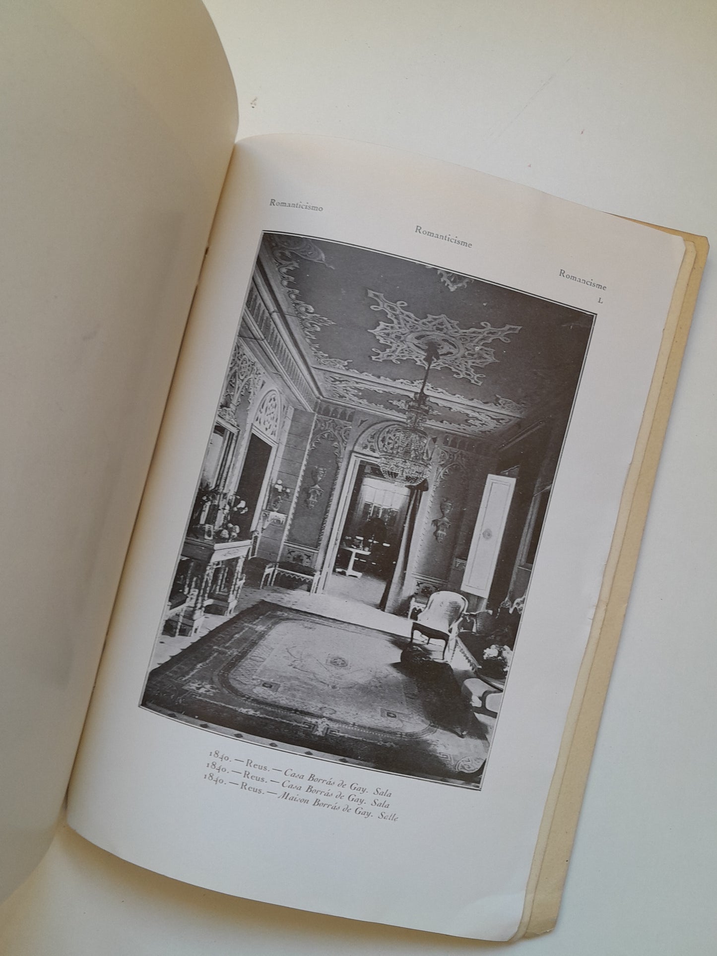 EXPOSICIÓN DE BARCELONA. REPERTORIO ICONOGRÁFICO. LA CASA: INTERIORES - JERÓNIMO MARTORELL (SEIX BARRAL, 1923)
