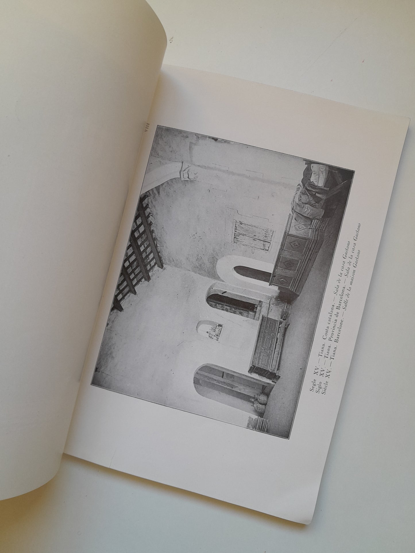 EXPOSICIÓN DE BARCELONA. REPERTORIO ICONOGRÁFICO. LA CASA: INTERIORES - JERÓNIMO MARTORELL (SEIX BARRAL, 1923)