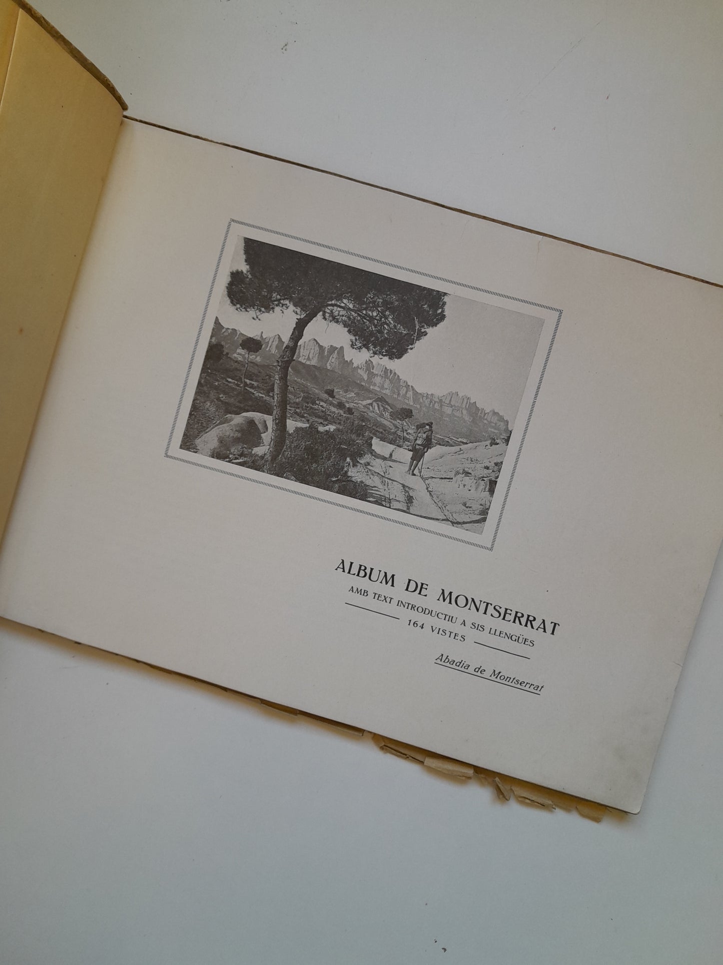 ALBUM DE MONTSERRAT (c.1920)