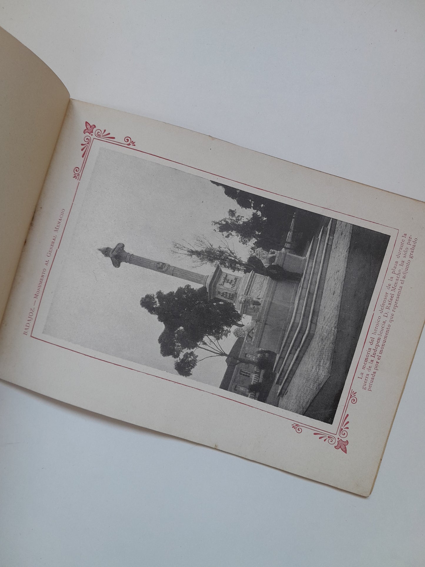 PORTFOLIO FOTOGRÁFICO DE ESPAÑA. BADAJOZ (ALBERTO MARTÍN, c.1920)