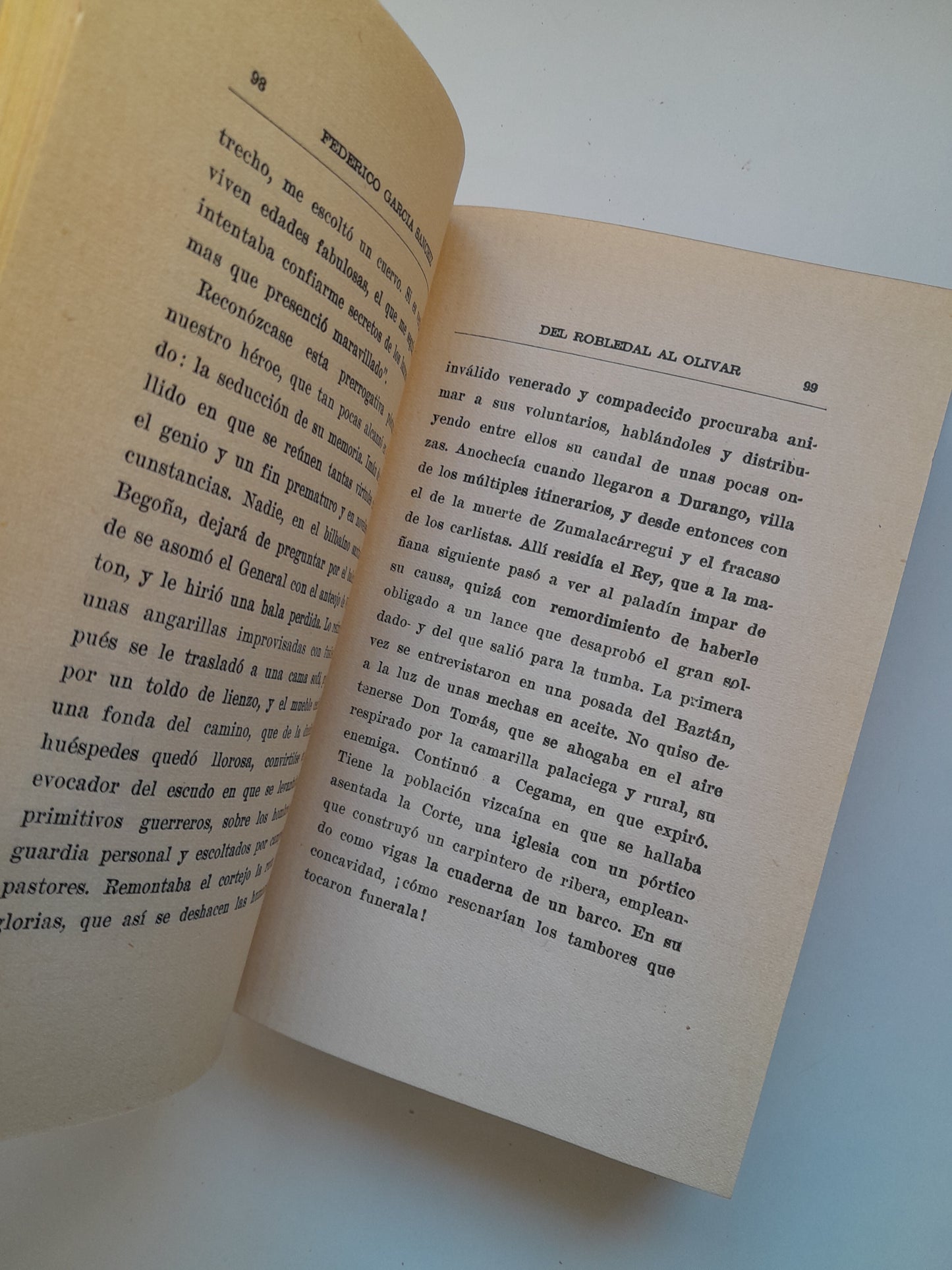 DEL ROBLEDAL AL OLIVAR. NAVARRA Y EL CARLISMO - FEDERICO GARCÍA SANCHIZ (ESPAÑOLA, 1939)