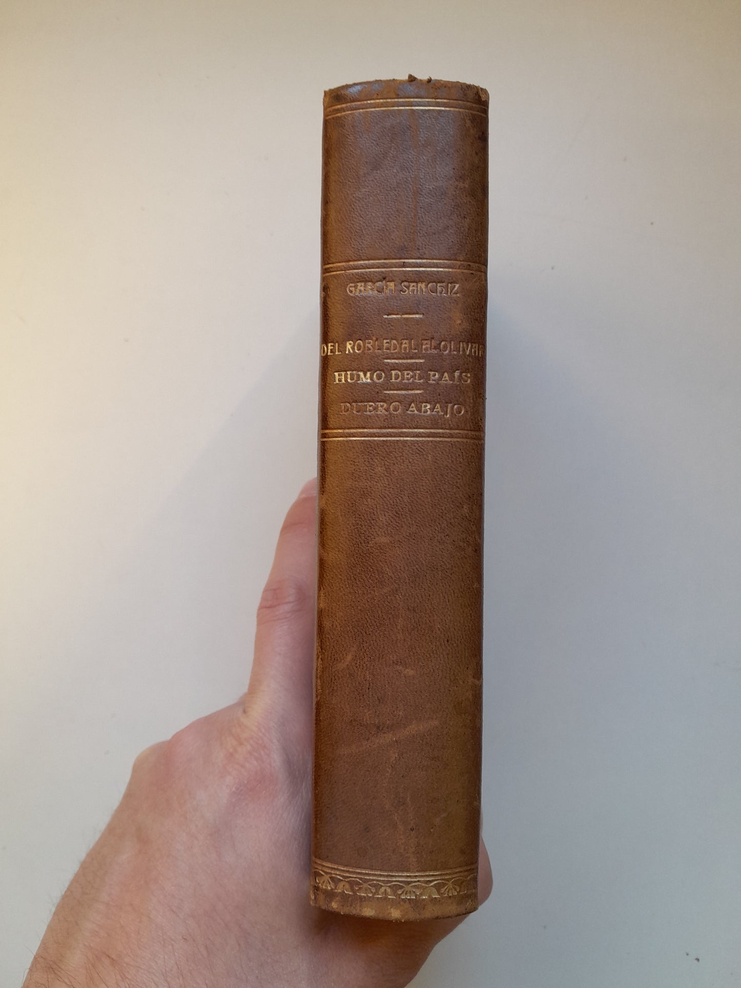 DEL ROBLEDAL AL OLIVAR. NAVARRA Y EL CARLISMO - FEDERICO GARCÍA SANCHIZ (ESPAÑOLA, 1939)