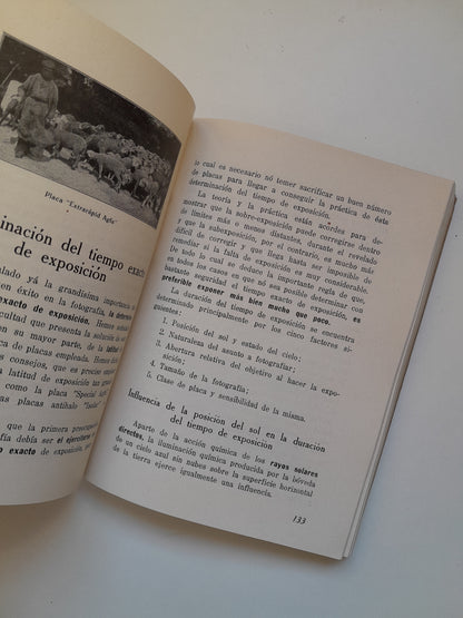 AGFA. MANUAL FOTOGRÁFICO - M. ANDERSEN (c.1930)
