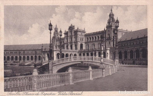 SEVILLA - 21. PLAZA DE ESPAÑA. VISTA PARCIAL