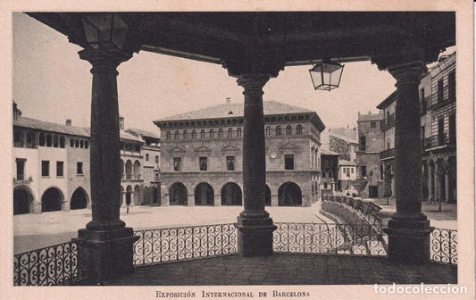 EXPOSICIÓN INTERNACIONAL DE BARCELONA 1929 - PUEBLO ESPAÑOL. PLAZA MAYOR