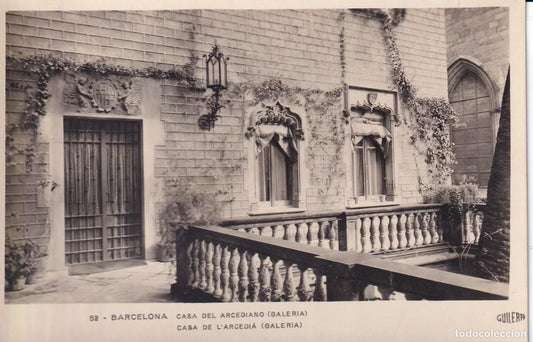 BARCELONA - 52. CASA DEL ARCEDIANO, GALERÍA