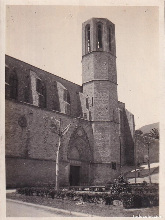 EXTERIOR DEL MONASTERIO DE PEDRALBES, BARCELONA (c.1920)