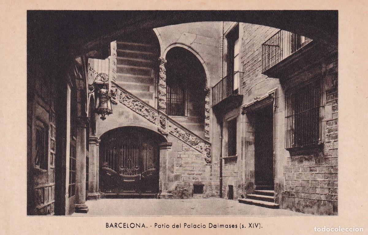 BARCELONA - 117. PATIO DEL PALACIO DALMASES (S.XIV)